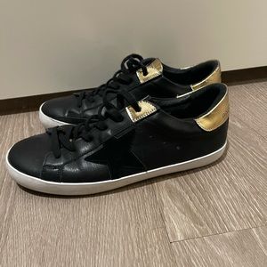 Golden Goose Sneakers